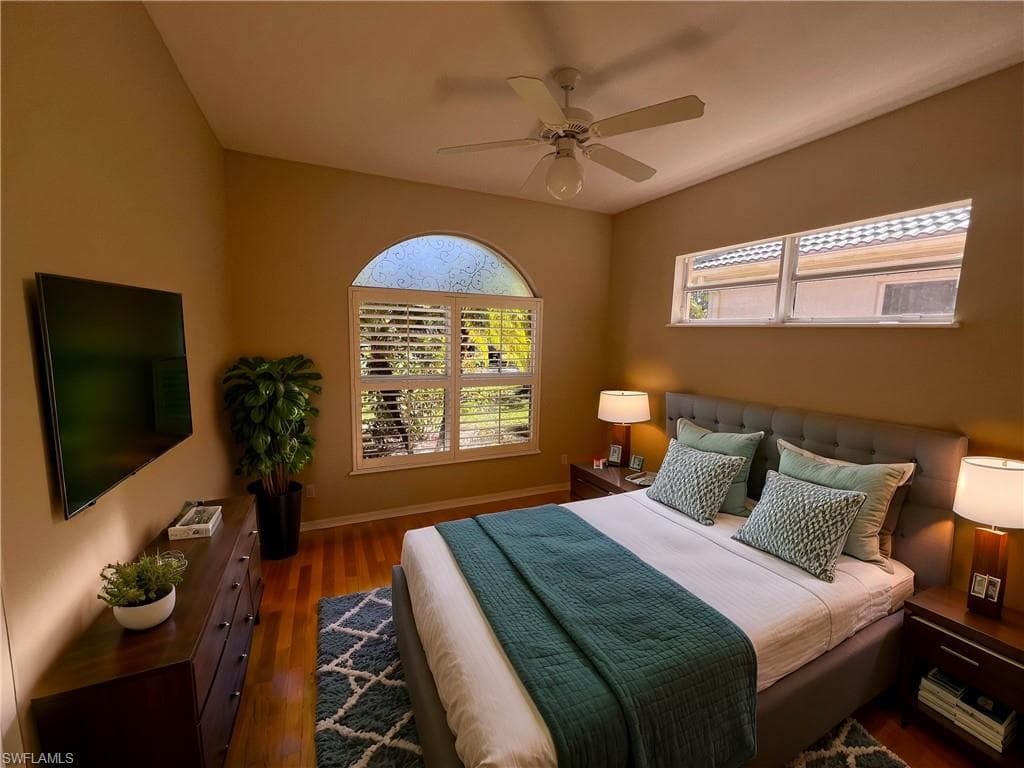 10915 Fieldfair Dr, Naples, FL 34119-4
