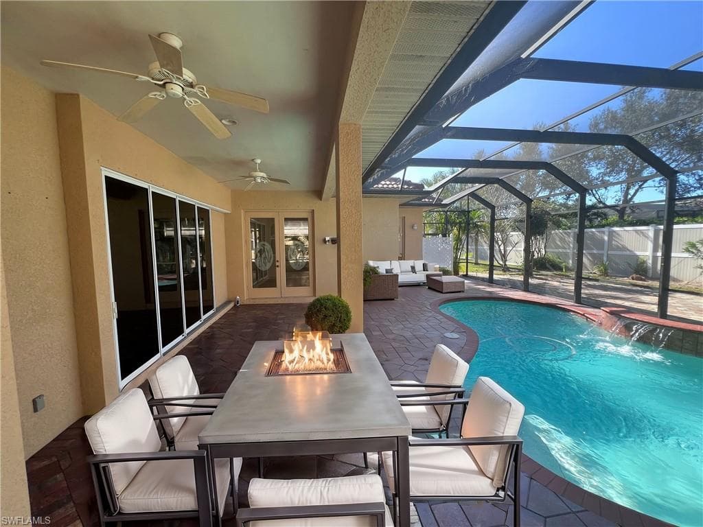 10915 Fieldfair Dr, Naples, FL 34119-5