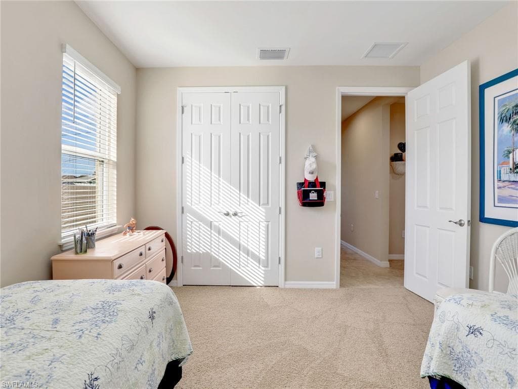 2025 19th Pl, Cape Coral, FL 33991-26