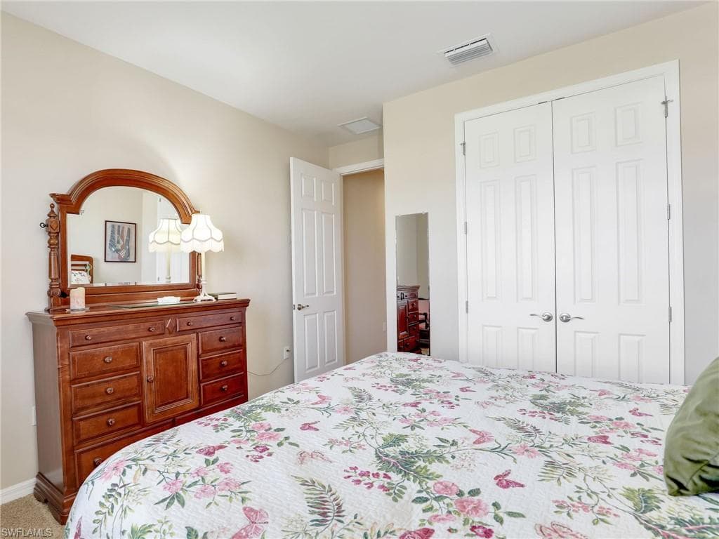 2025 19th Pl, Cape Coral, FL 33991-29