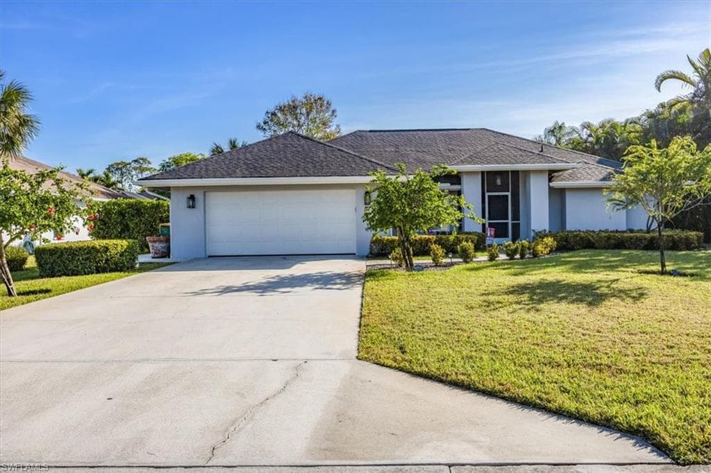 512 Raven Way, Naples, FL 34110-1