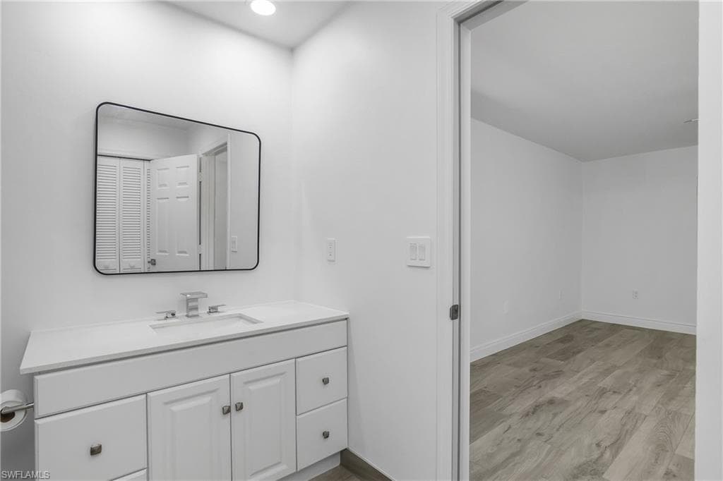 6147 English Oaks Ln, Naples, FL 34119-16