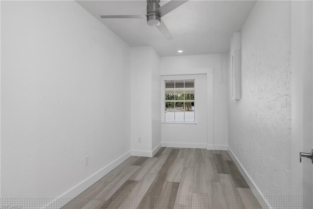 6147 English Oaks Ln, Naples, FL 34119-20