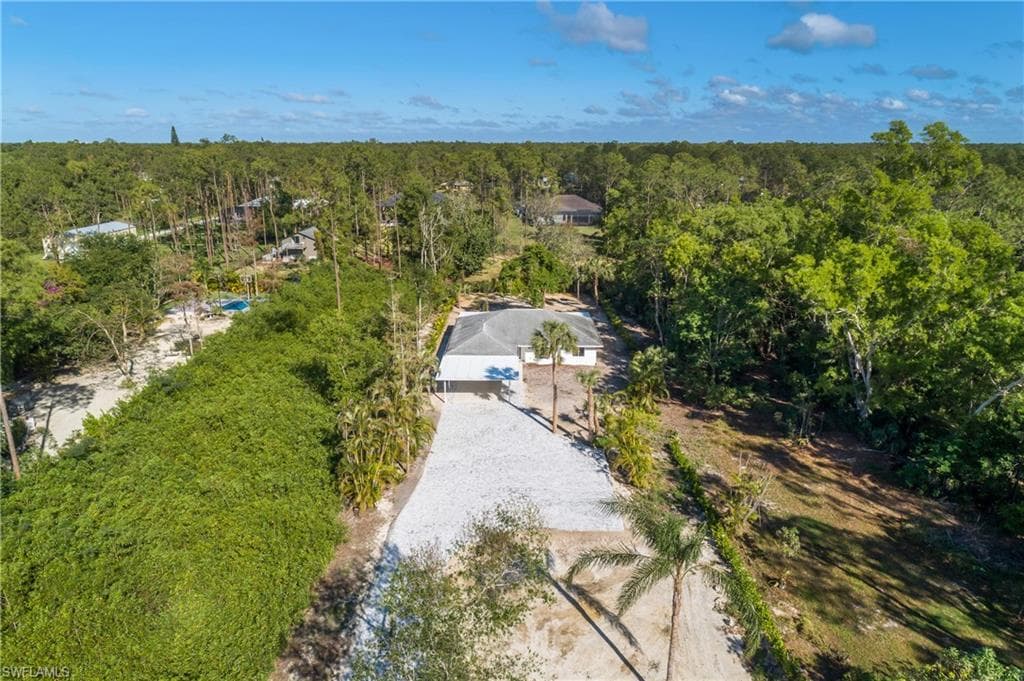 6147 English Oaks Ln, Naples, FL 34119-30