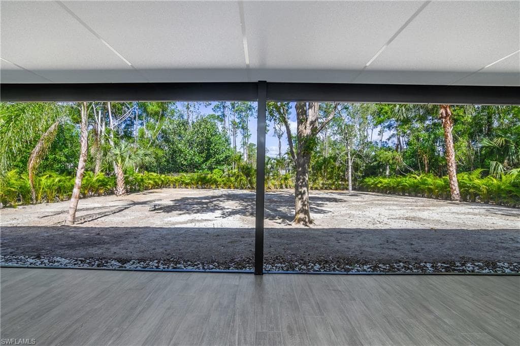 6147 English Oaks Ln, Naples, FL 34119-33