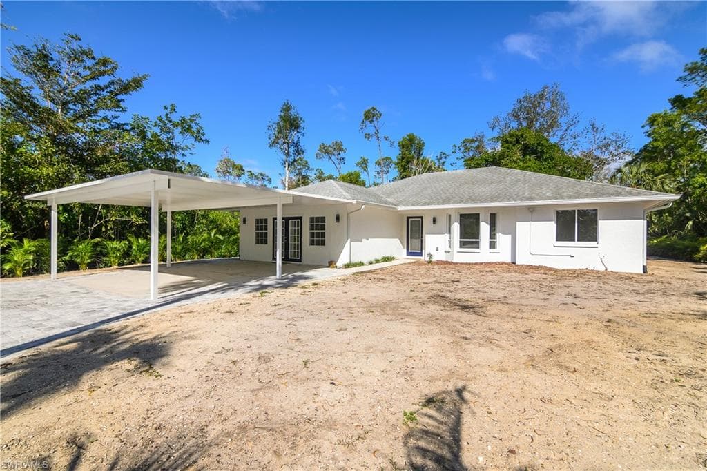 6147 English Oaks Ln, Naples, FL 34119-5