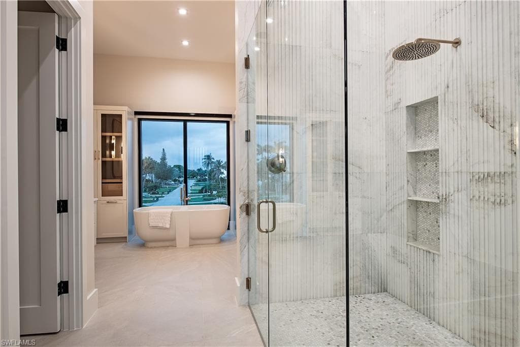 348 Seagull Ave, Naples, FL 34108-10