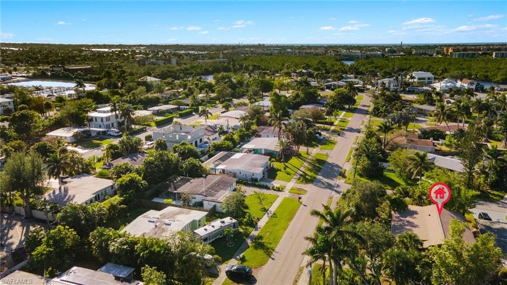 2151 Estey Ave, Naples, FL 34104-27
