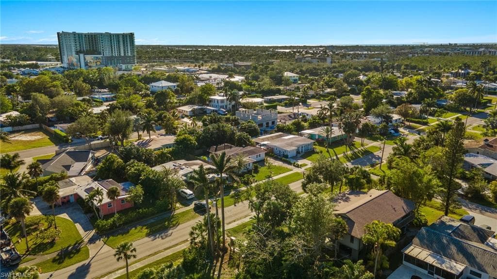 2151 Estey Ave, Naples, FL 34104-28