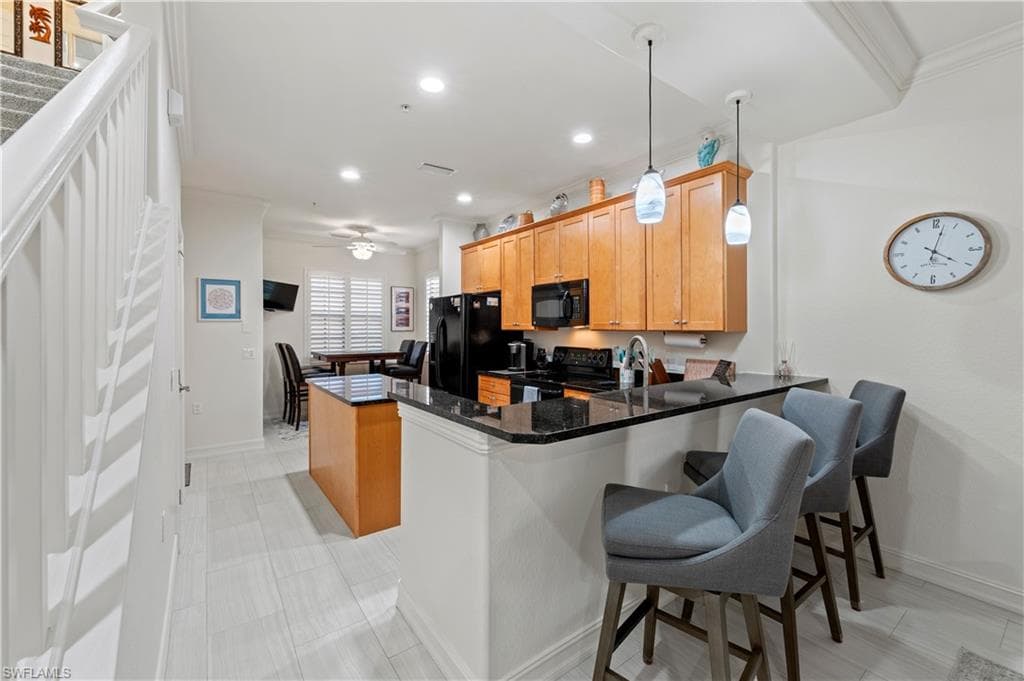 9085 Chula Vista St 10604, Naples, FL 34113-11