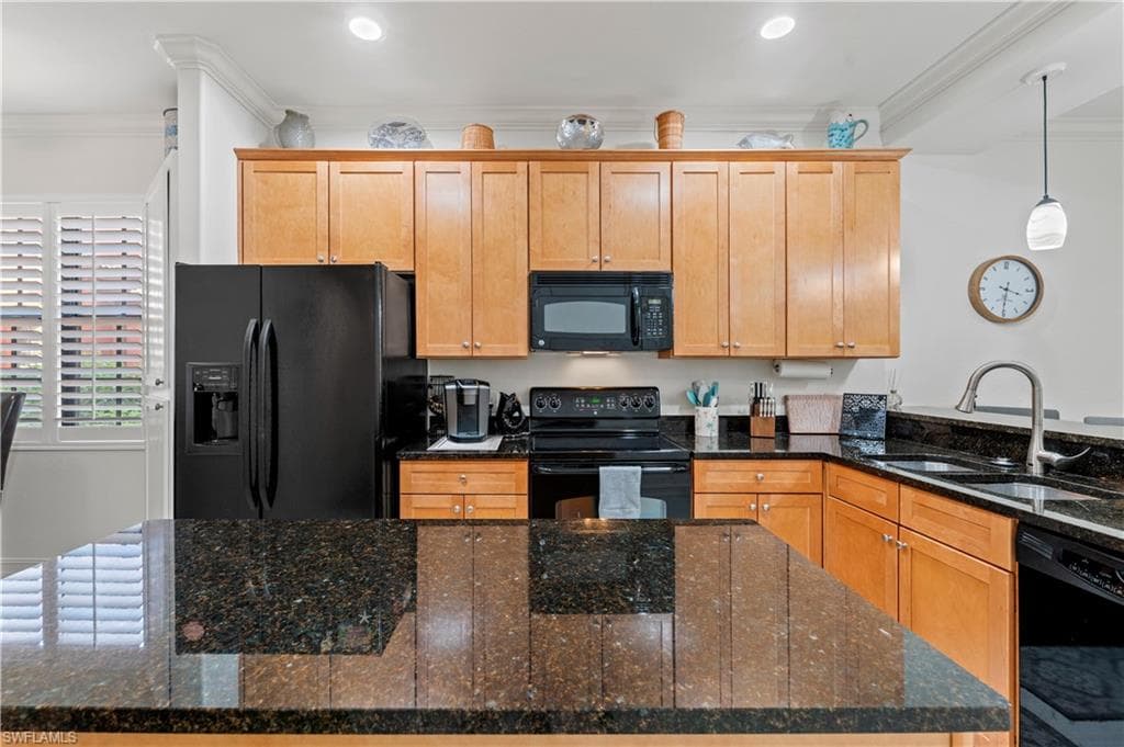 9085 Chula Vista St 10604, Naples, FL 34113-13
