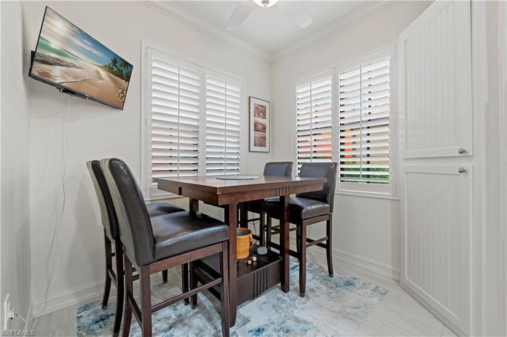 9085 Chula Vista St 10604, Naples, FL 34113-17