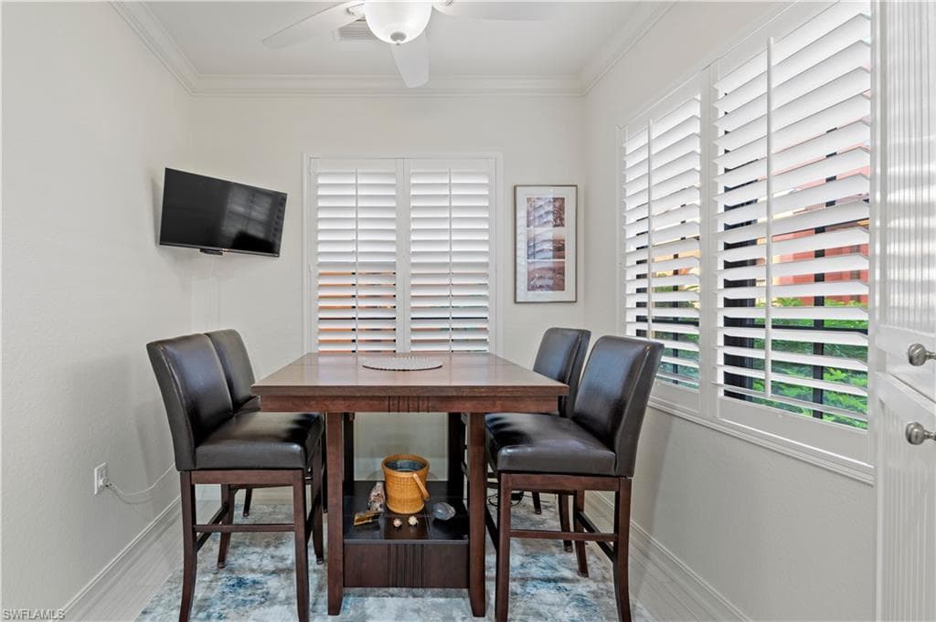 9085 Chula Vista St 10604, Naples, FL 34113-18