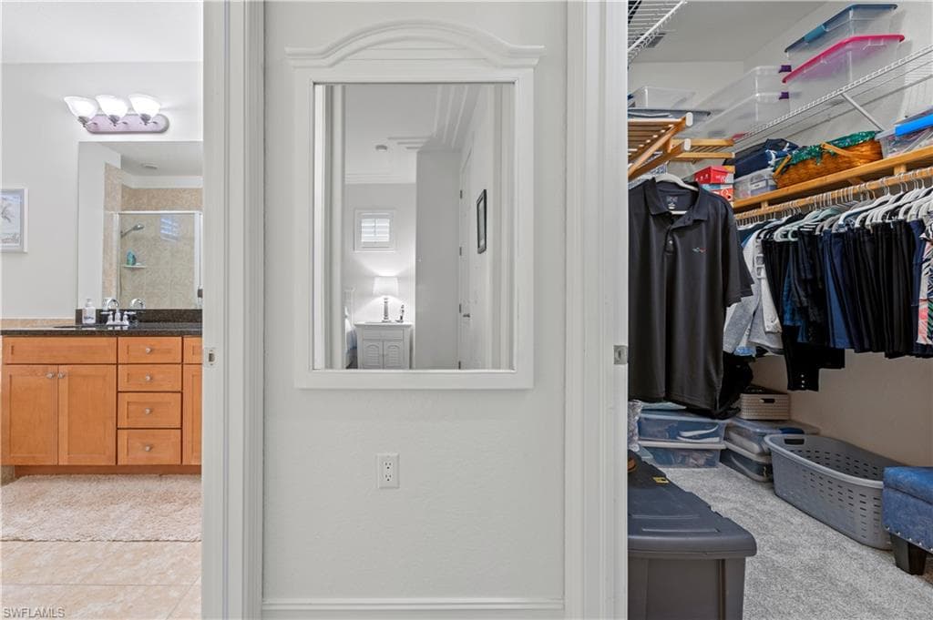 9085 Chula Vista St 10604, Naples, FL 34113-32