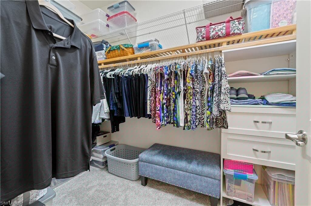 9085 Chula Vista St 10604, Naples, FL 34113-33