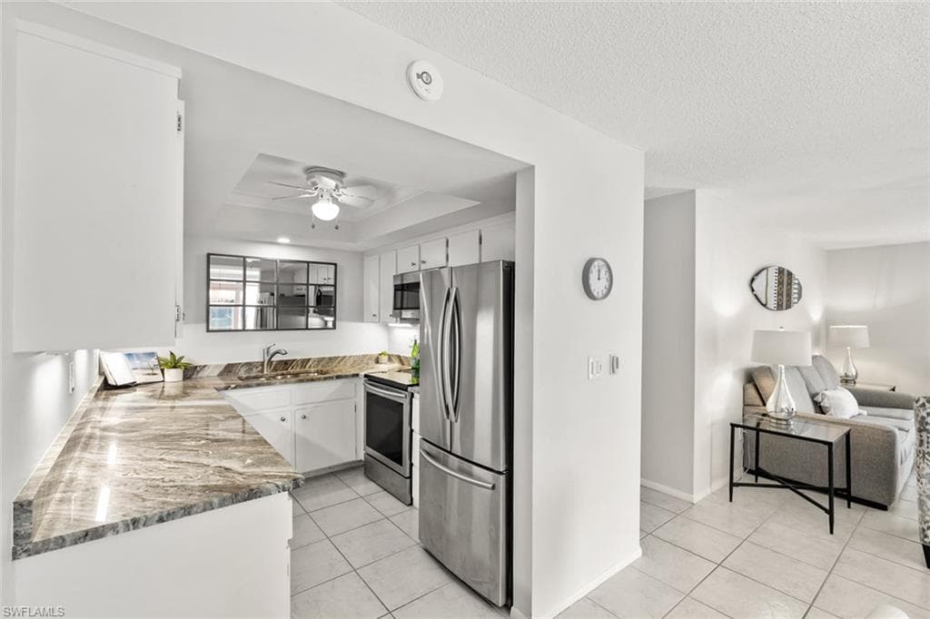 136 Harrison Rd 1, Naples, FL 34112-10
