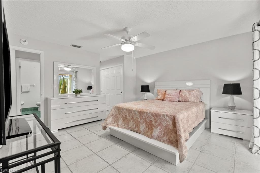 136 Harrison Rd 1, Naples, FL 34112-11
