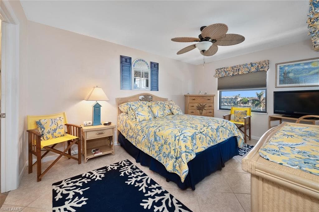 271 Southbay Dr 257, Naples, FL 34108-11