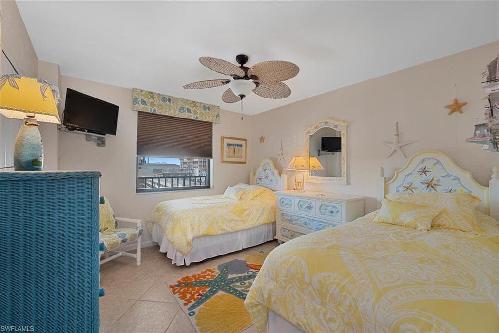 271 Southbay Dr 257, Naples, FL 34108-14