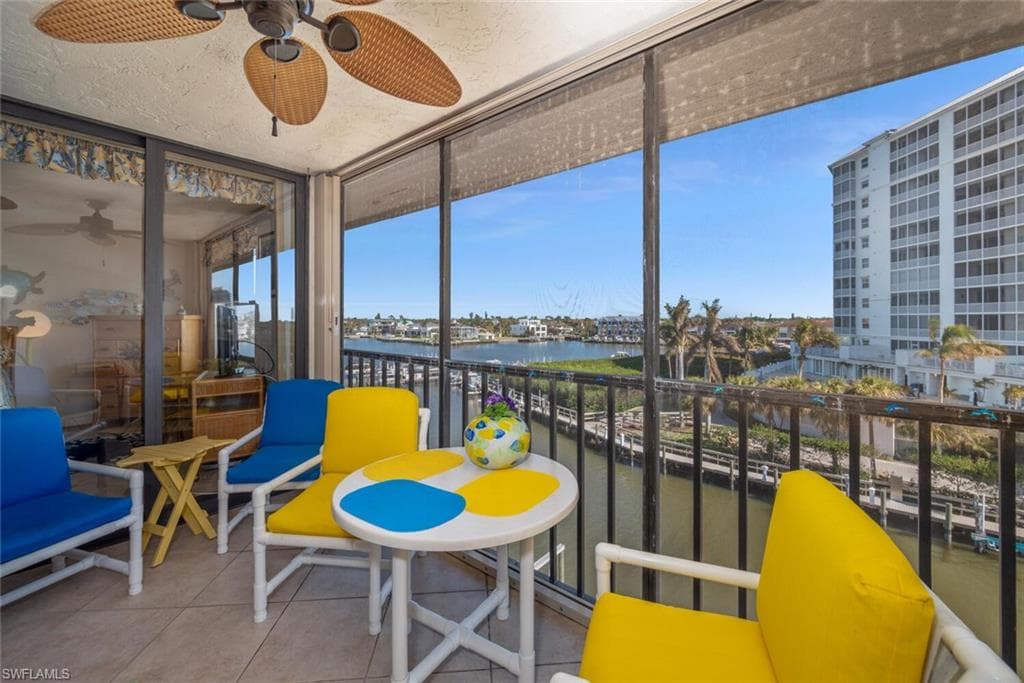 271 Southbay Dr 257, Naples, FL 34108-16