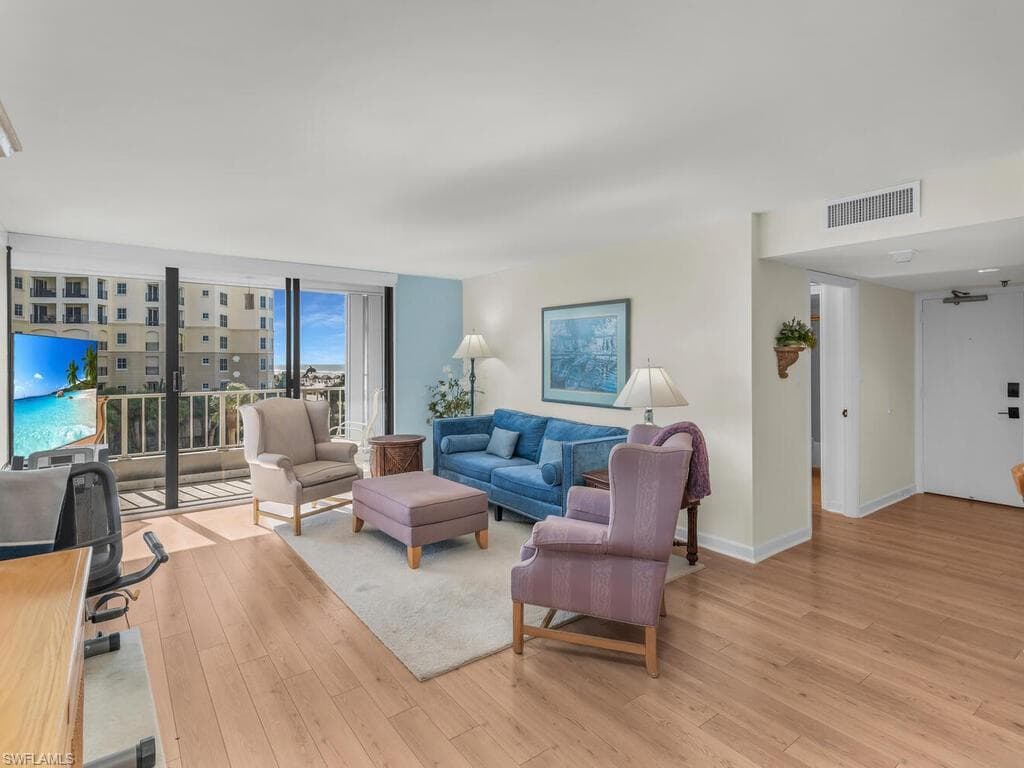 300 Collier Blvd 302, Marco Island, FL 34145-9