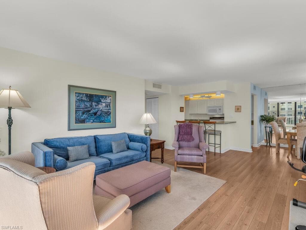 300 Collier Blvd 302, Marco Island, FL 34145-10