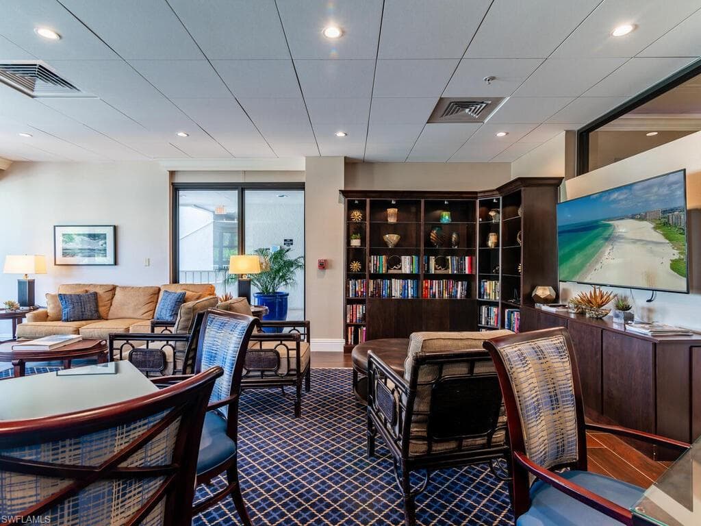 300 Collier Blvd 302, Marco Island, FL 34145-27