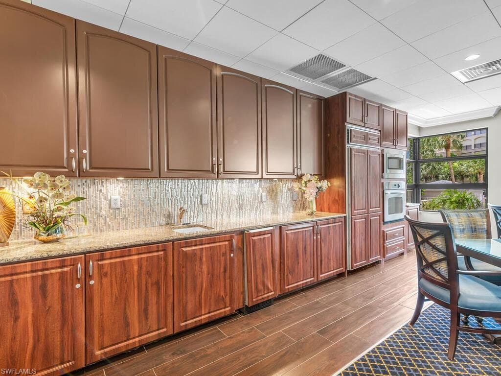 300 Collier Blvd 302, Marco Island, FL 34145-28