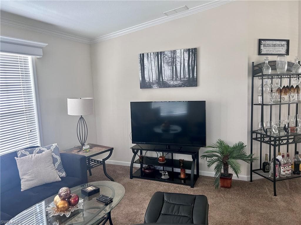 21 Chateau Way, Naples, FL 34112-3