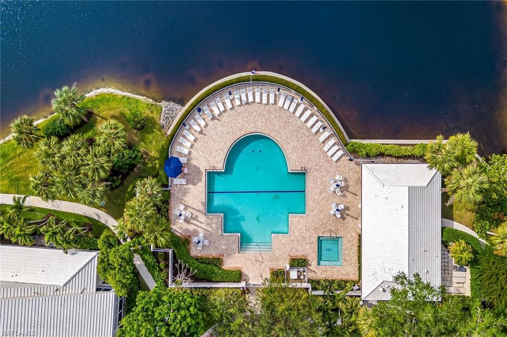 788 Willowbrook Dr 502, Naples, FL 34108-17