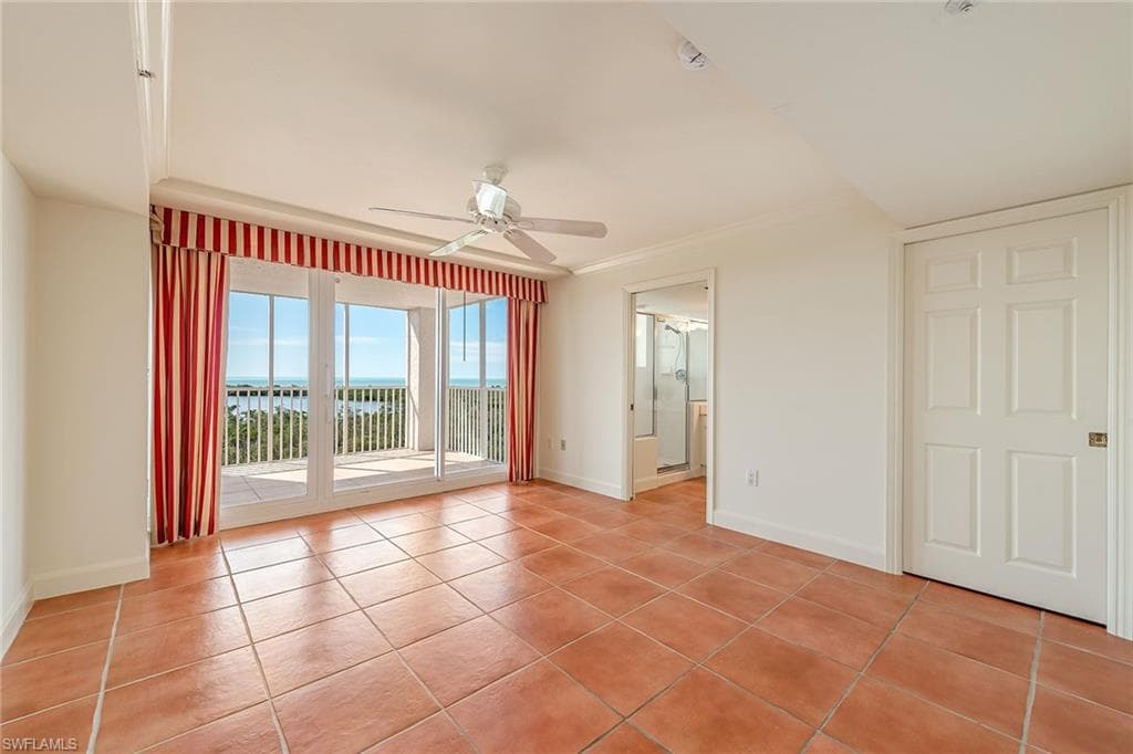 6849 Grenadier Blvd 701, Naples, FL 34108-12