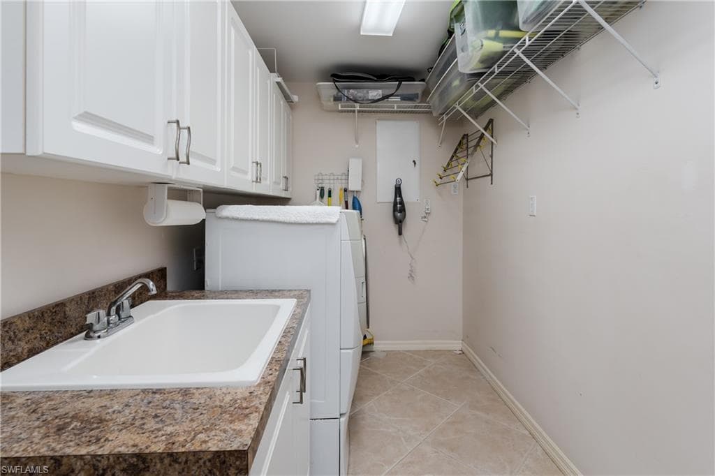 119 Balfour Dr, Marco Island, FL 34145-17