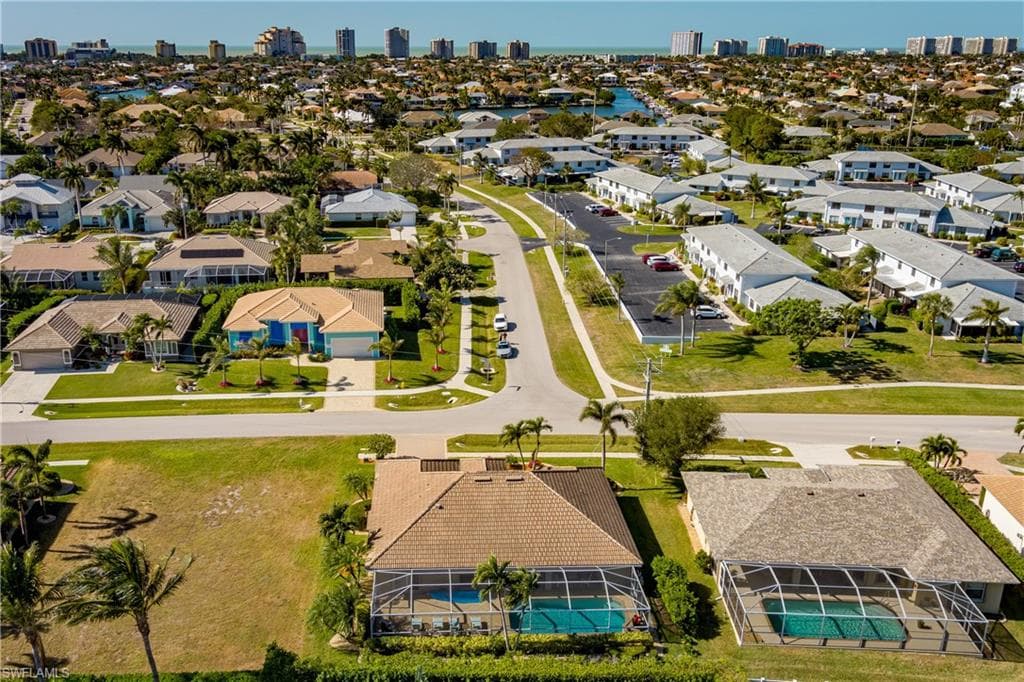 119 Balfour Dr, Marco Island, FL 34145-36