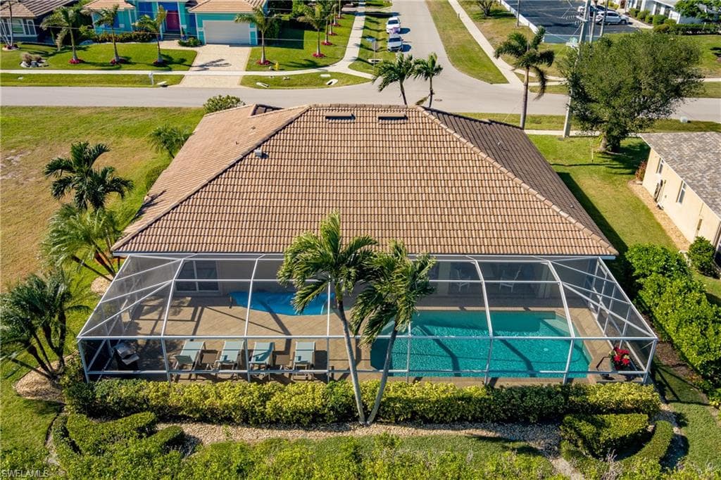 119 Balfour Dr, Marco Island, FL 34145-3