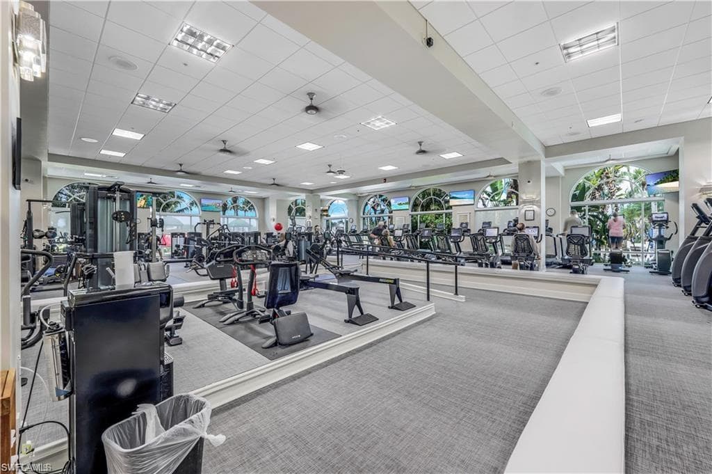 2786 Aviamar Cir, Naples, FL 34114-48