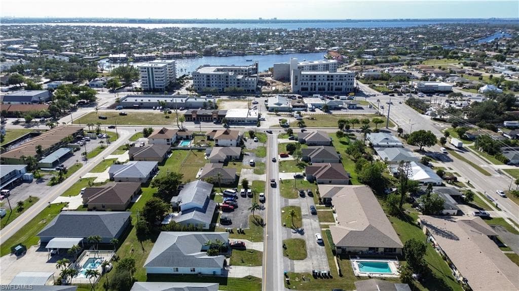 4706 4th Pl 11, Cape Coral, FL 33904-22