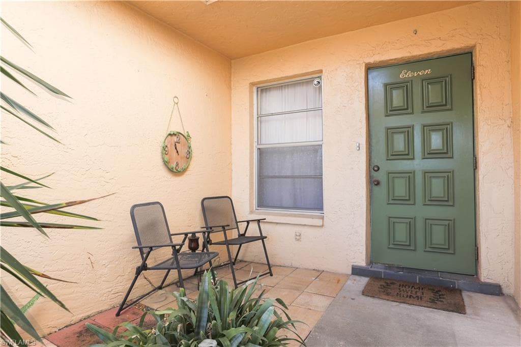 4706 4th Pl 11, Cape Coral, FL 33904-3