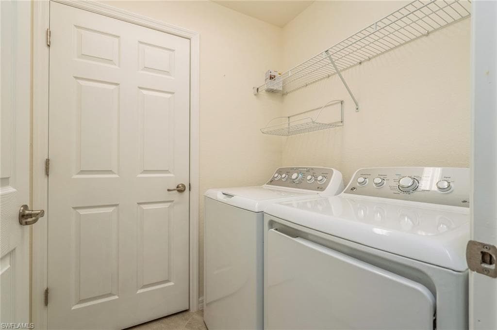 12039 Hawthorn Lake Dr 102, Fort Myers, FL 33913-20