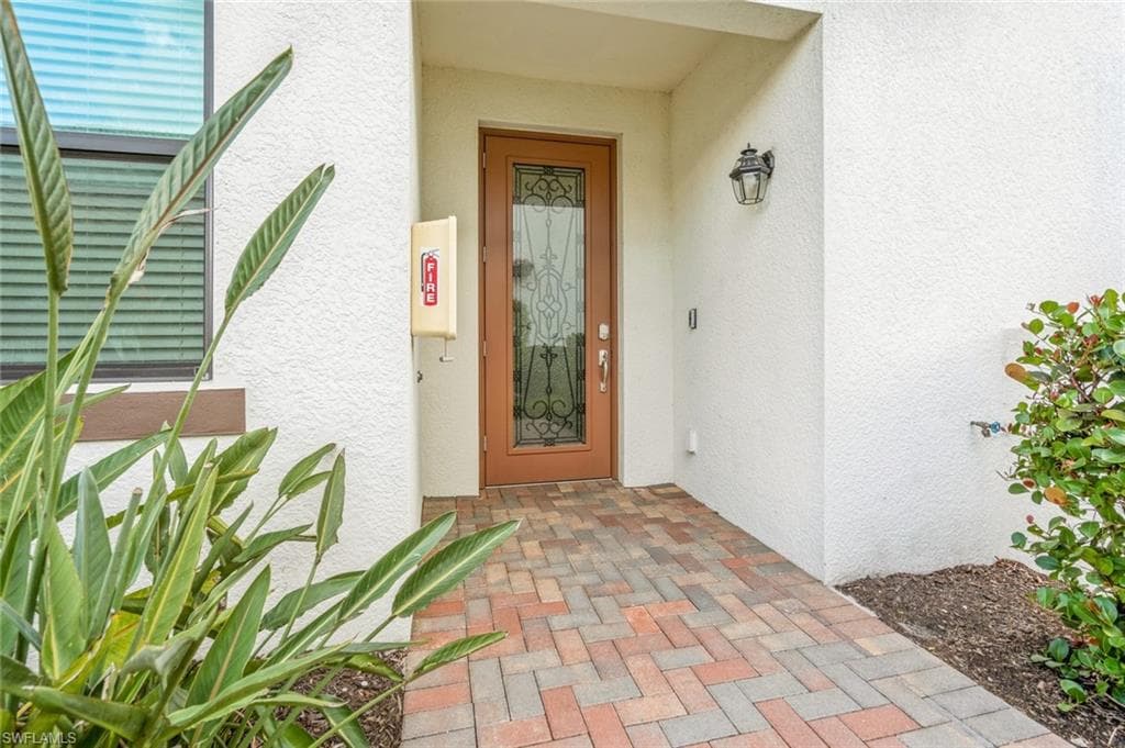 12039 Hawthorn Lake Dr 102, Fort Myers, FL 33913-7