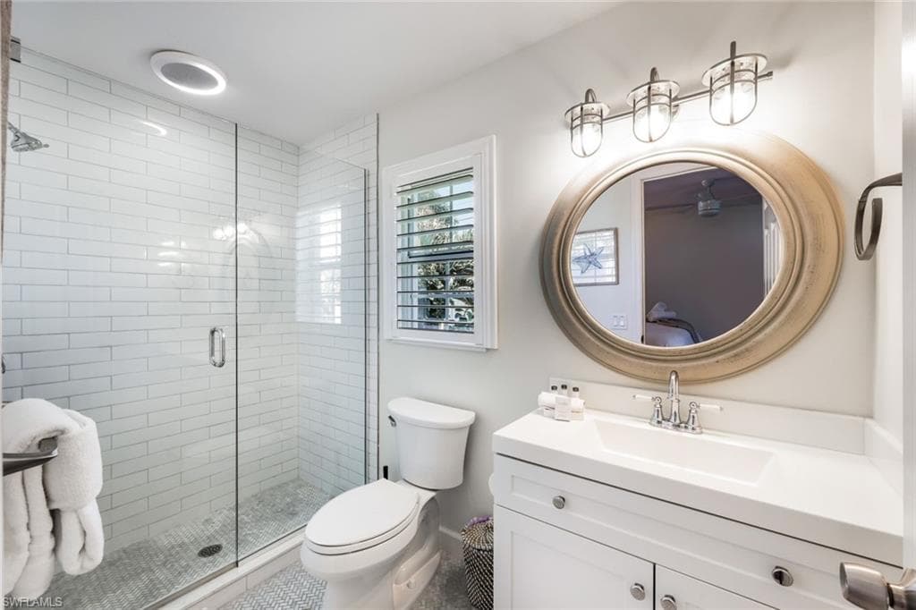 619 106th Ave N, Naples, FL 34108-19