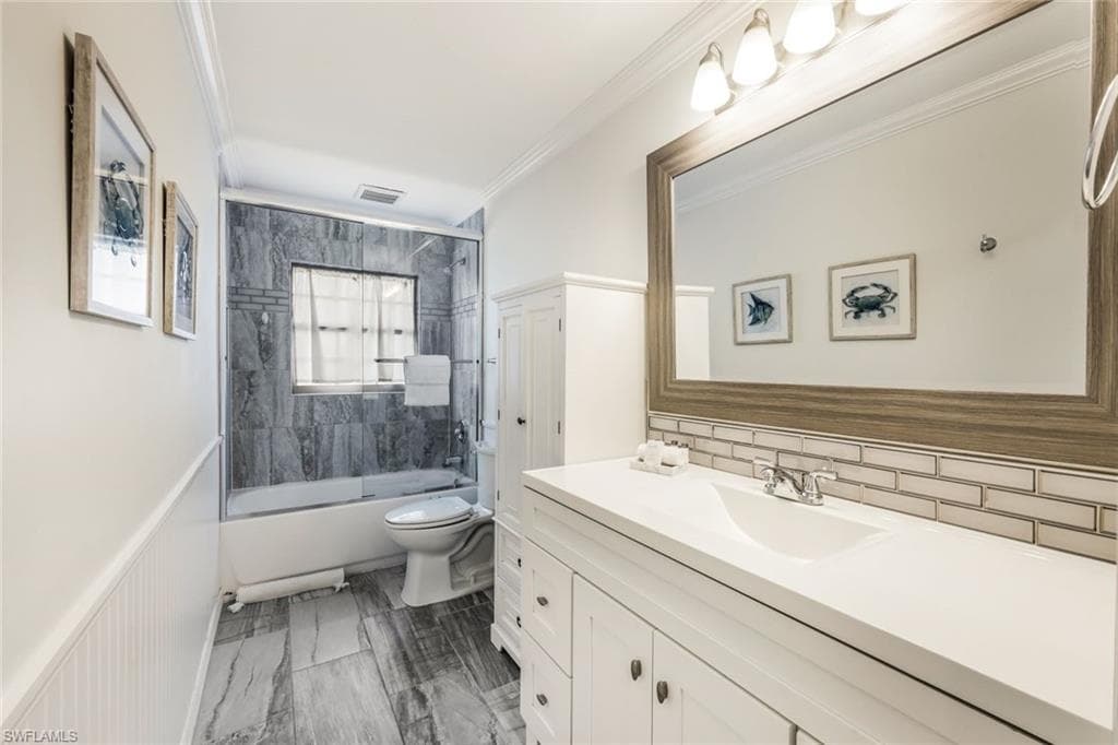 619 106th Ave N, Naples, FL 34108-22