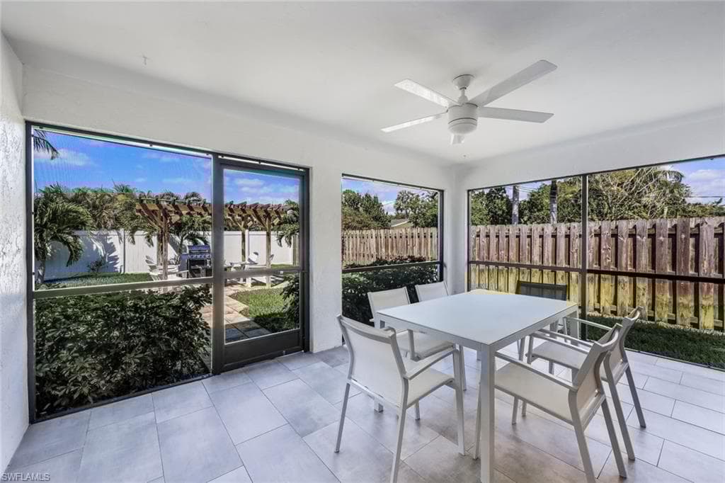 619 106th Ave N, Naples, FL 34108-24