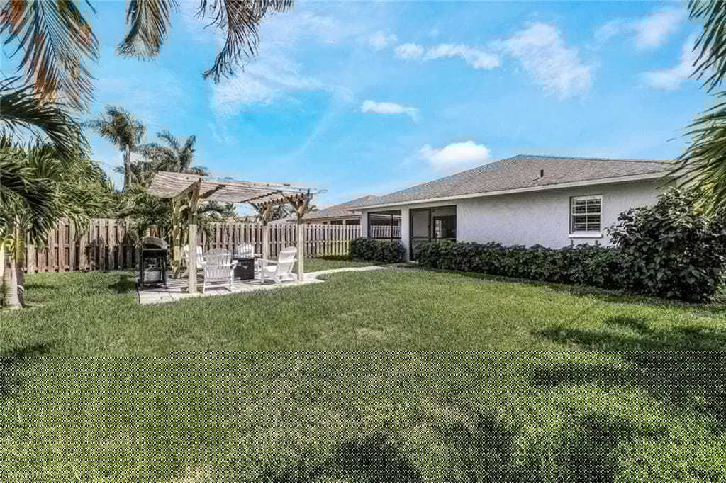 619 106th Ave N, Naples, FL 34108-30