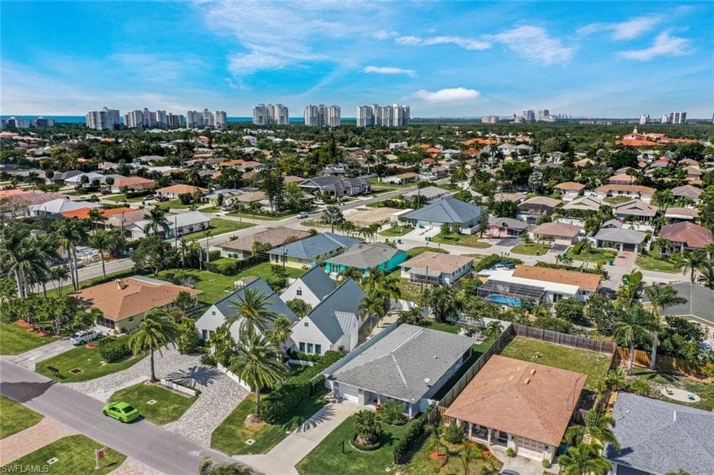 619 106th Ave N, Naples, FL 34108-35