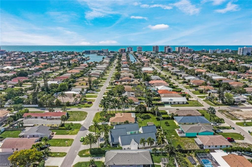 619 106th Ave N, Naples, FL 34108-37