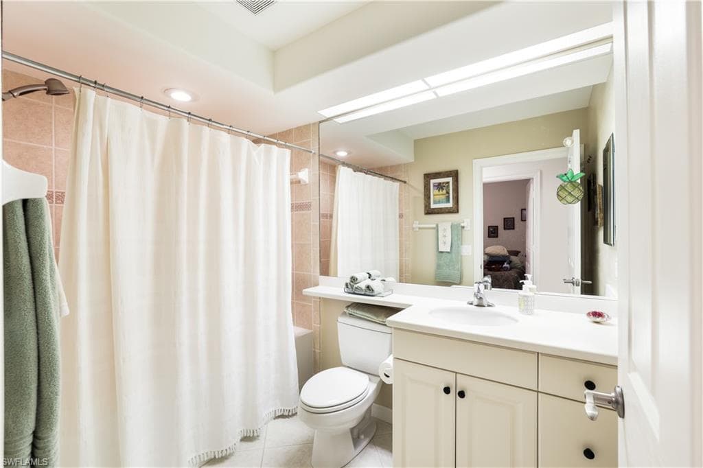 8565 Via Garibaldi Cir 104, Estero, FL 33928-21