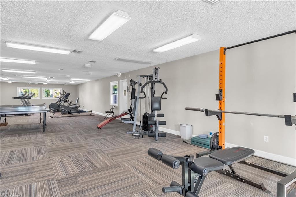 4251 Island Cir 3, Fort Myers, FL 33919-41