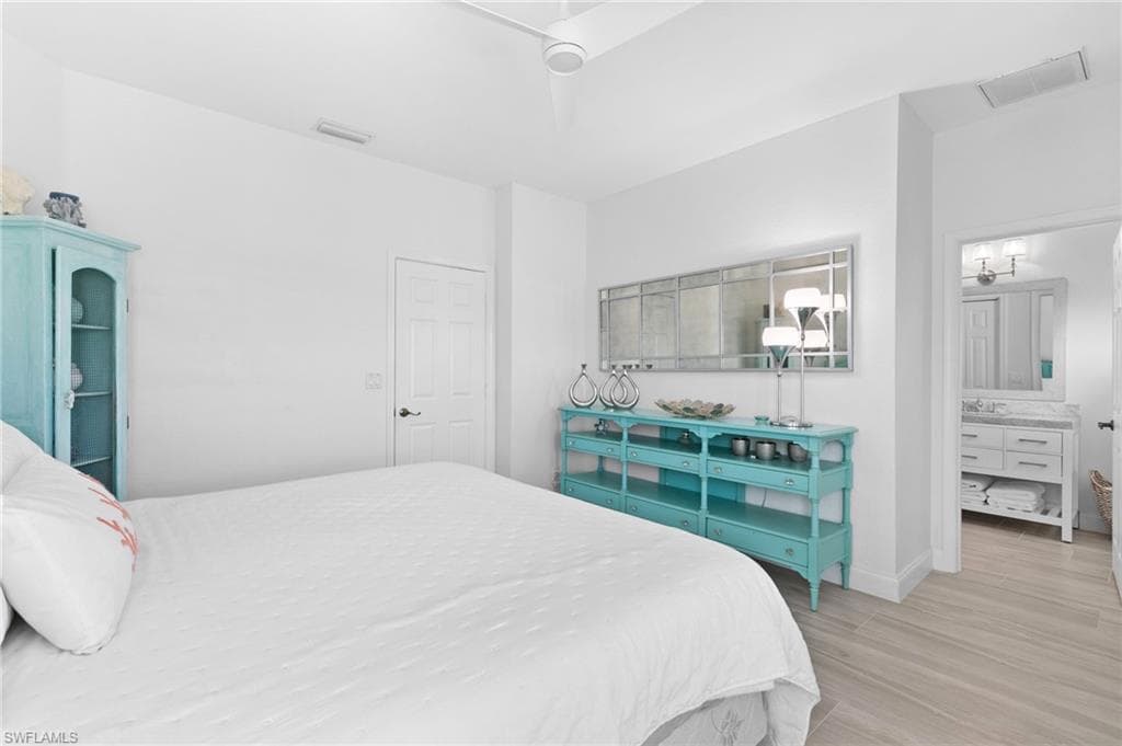 160 Barefoot Cir 38, Bonita Springs, FL 34134-25