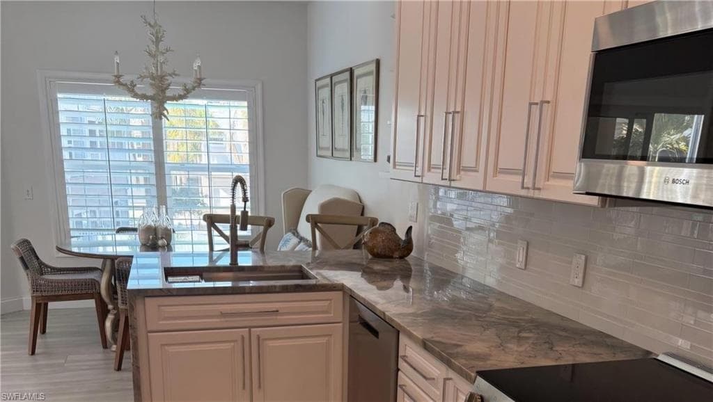 160 Barefoot Cir 38, Bonita Springs, FL 34134-8