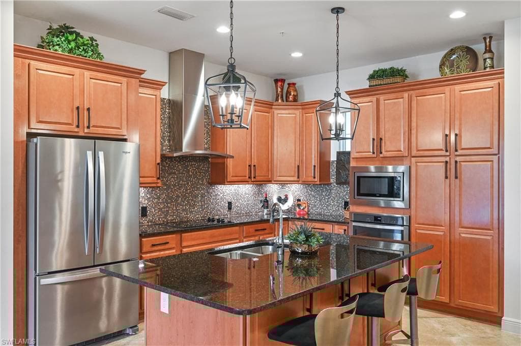 21450 Strada Nuova Cir 303, Estero, FL 33928-4
